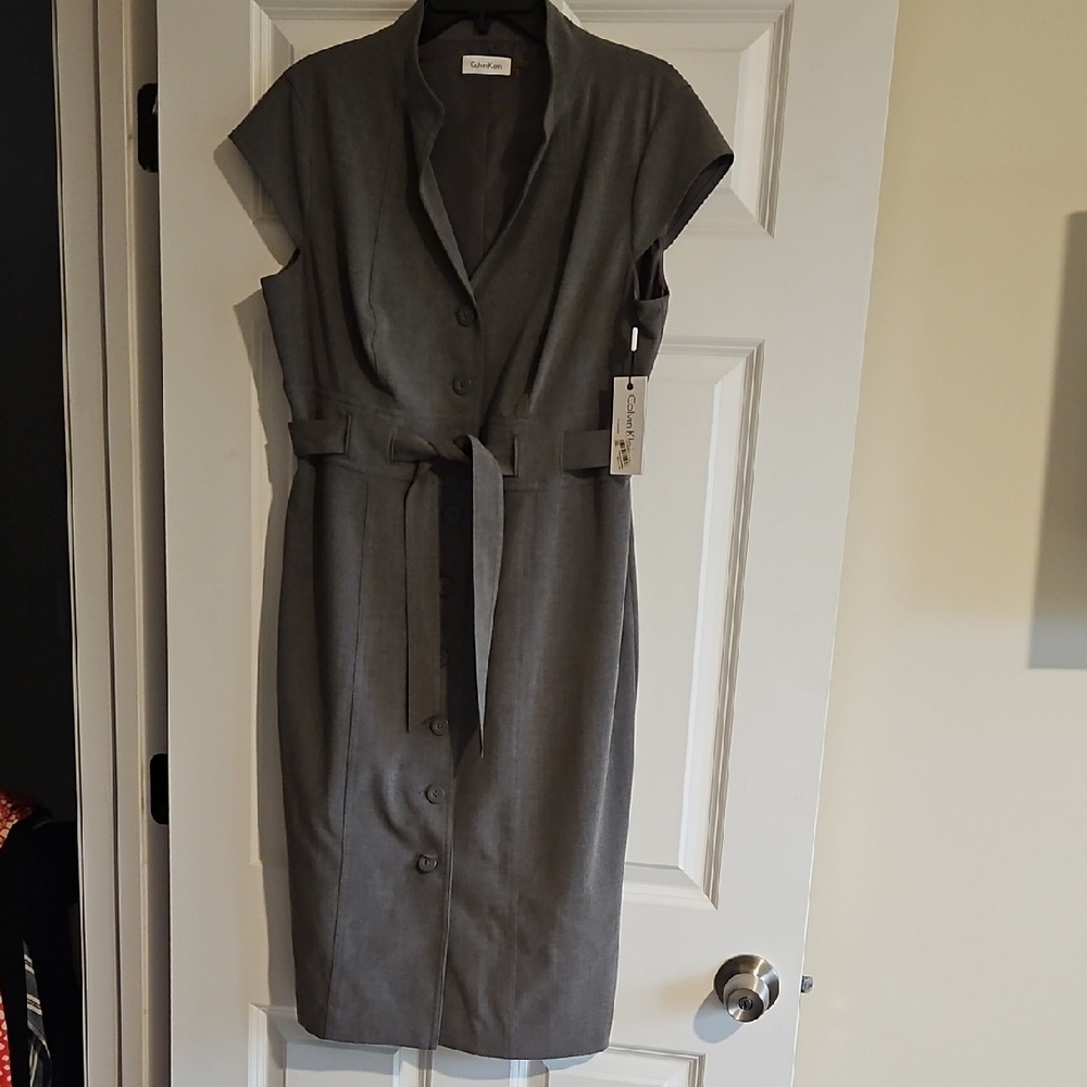 Calvin Klein Gray Belted Cap Sleeve Sheath Dress